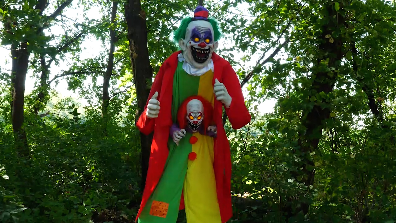FUN3530 Scary Surprise Clown